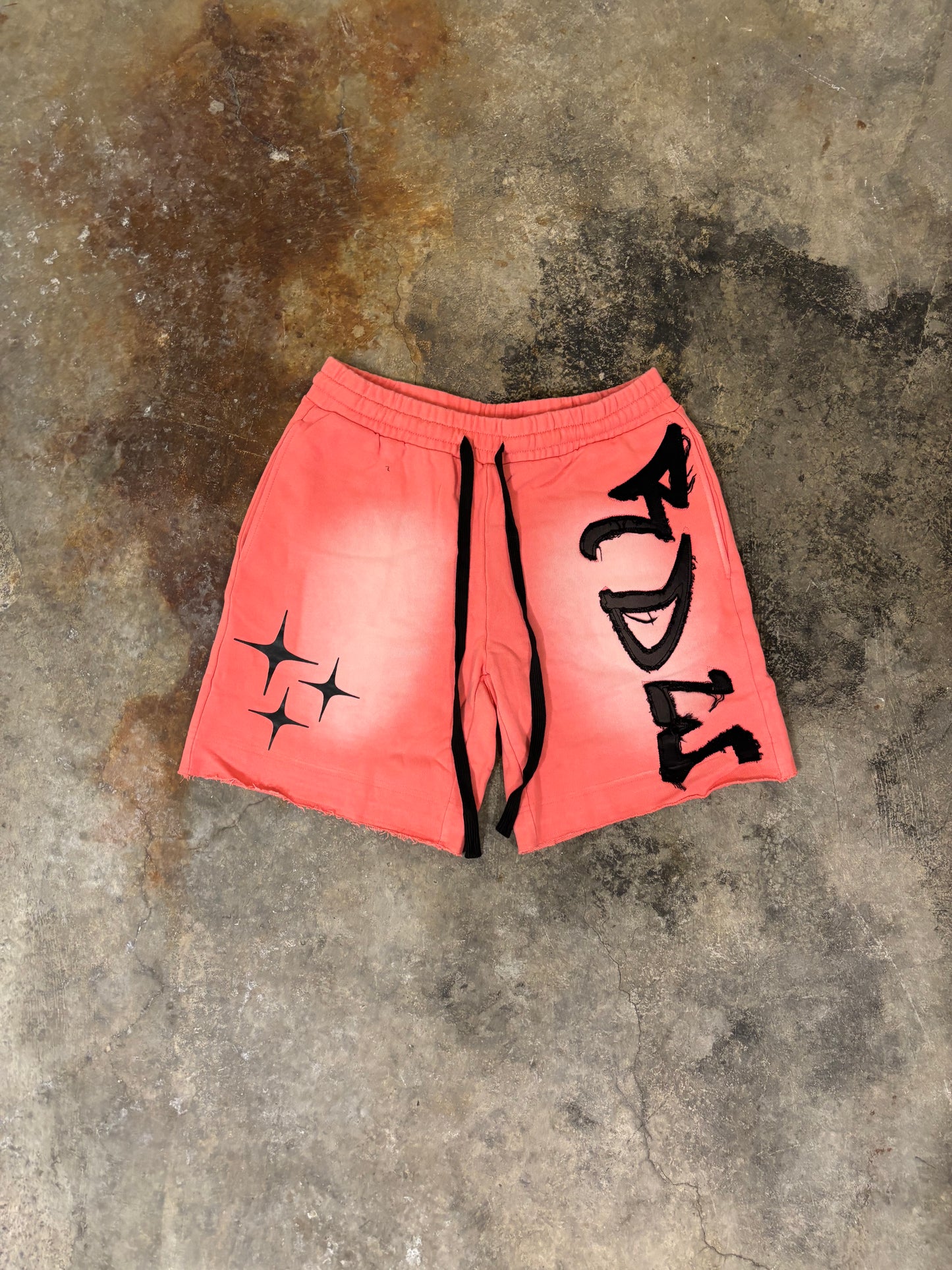 “Money Machine” summer shorts - rosa
