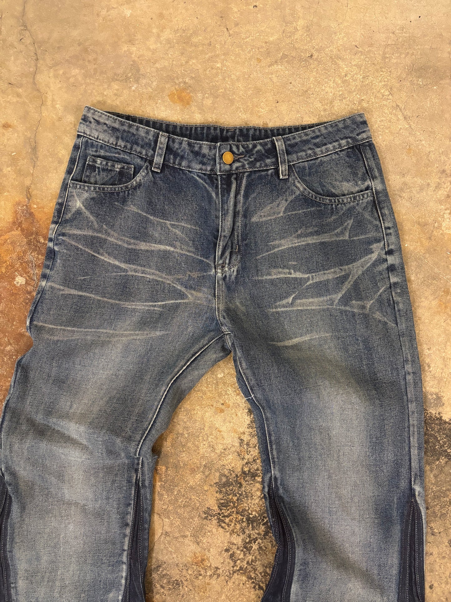 RDW-FLARED JEANS